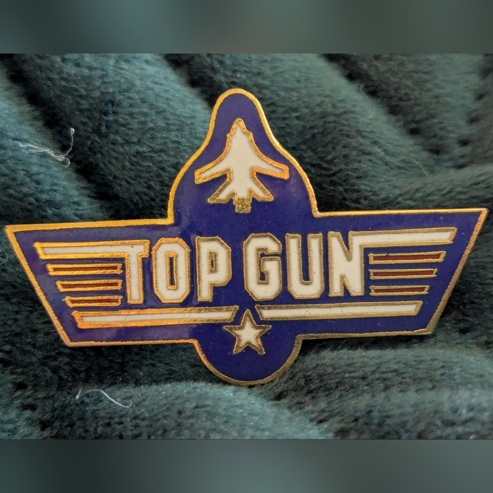 Top Gun Enamel Pin - Picture 2 of 3